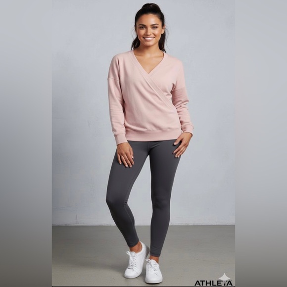 Athleta Tops - ATHLETA Top size XL